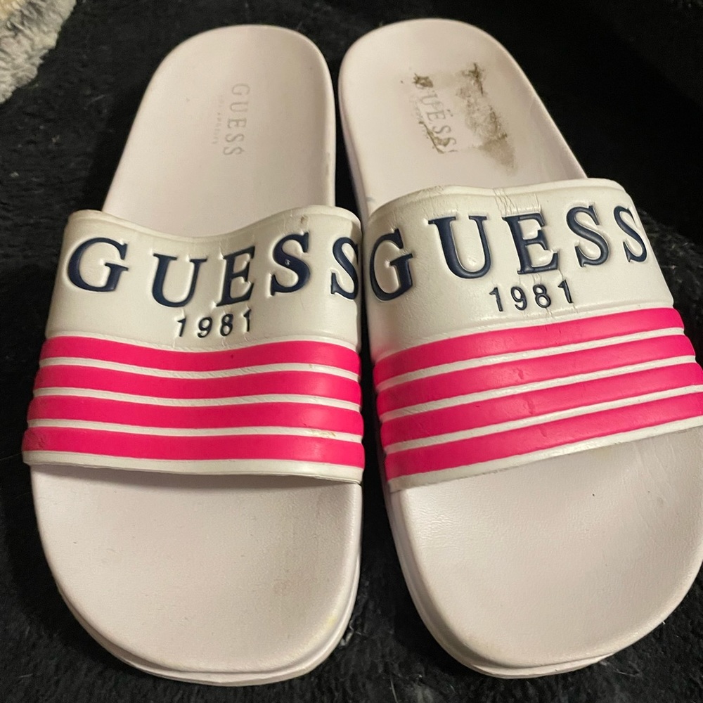 Guess slides